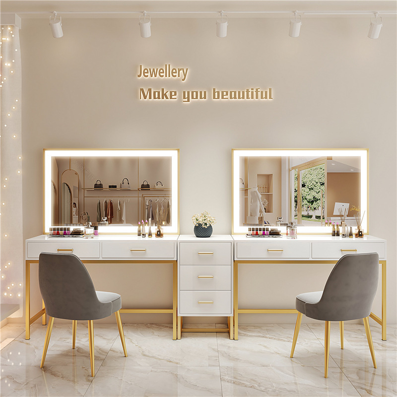 Beauty Makeup Studio - Студия макияжа для дизайна ногтей, профессиональная