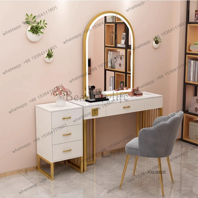 Профессиональный туалетный сто – обзор и цена Beauty Makeup Studio