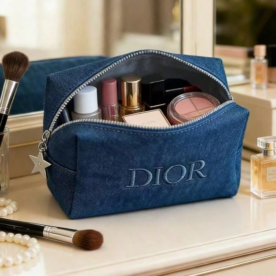Косметичка Dior из темного ден – обзор и цена Beauty Makeup Dior