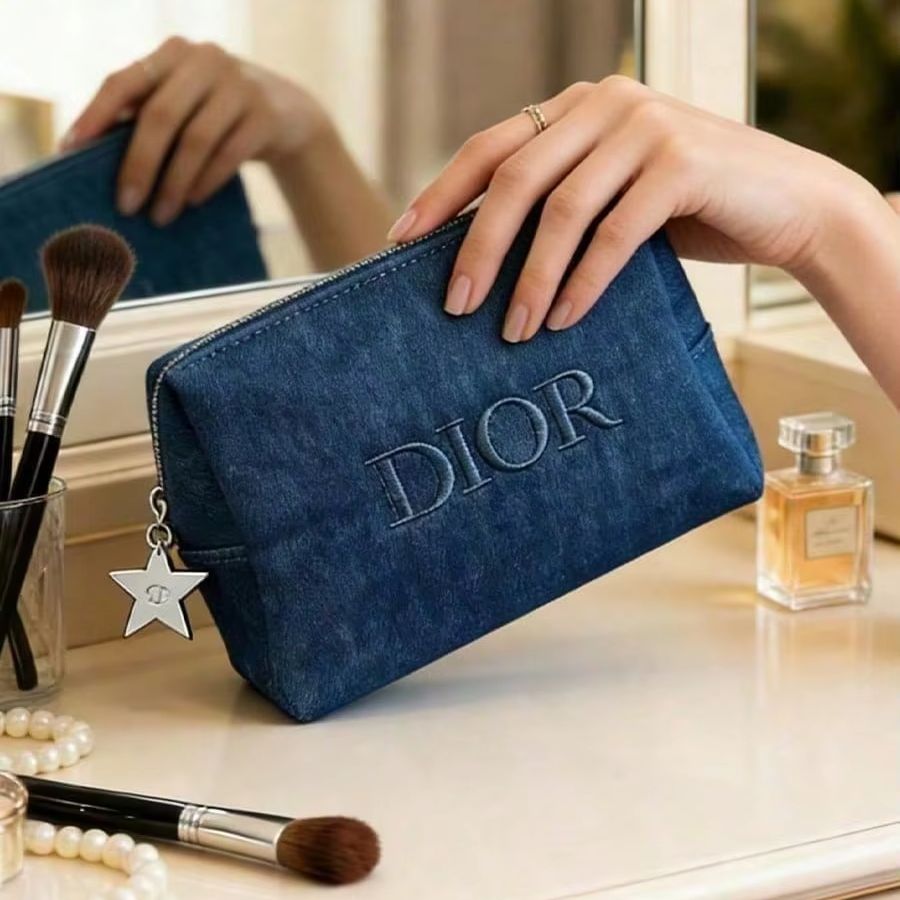 Косметичка Dior из темного ден – обзор и цена Beauty Makeup Dior