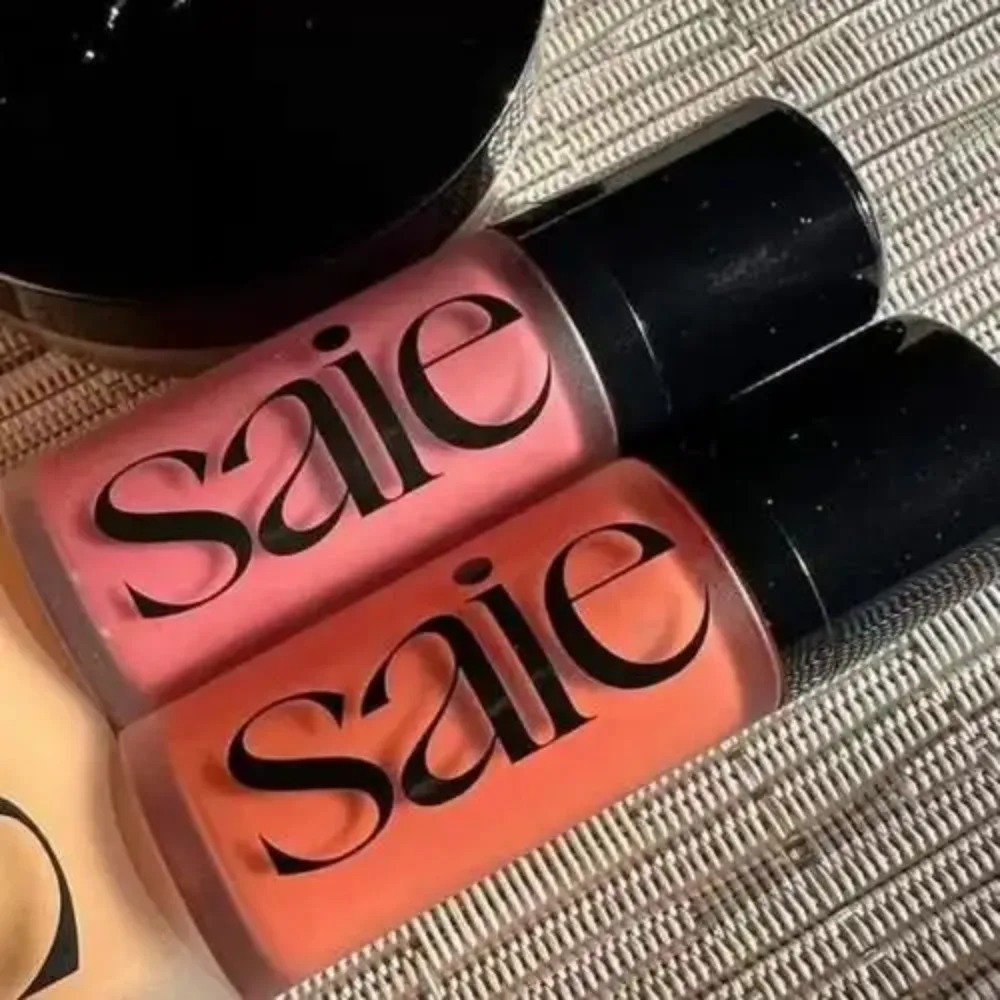 Жидкие румяна Saie, для контур – обзор и цена Huda Beauty Makeup Mini Kit