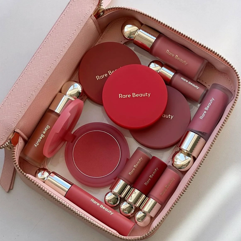 Горячая новинка: Жидкий контур – обзор и цена Huda Beauty Makeup Mini Kit