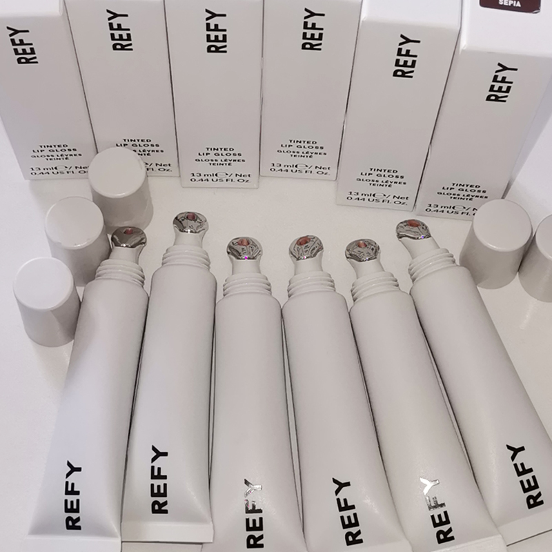 Новый бренд REFY: 6-цветный бл – обзор и цена Huda Beauty Makeup Mini Kit